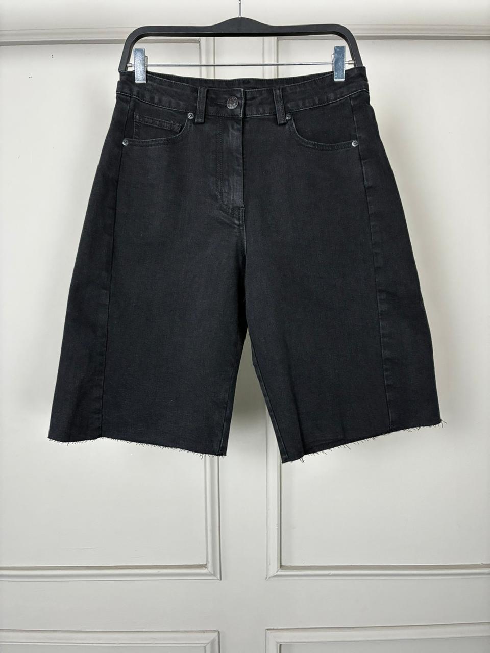 THE LONG SHORTS