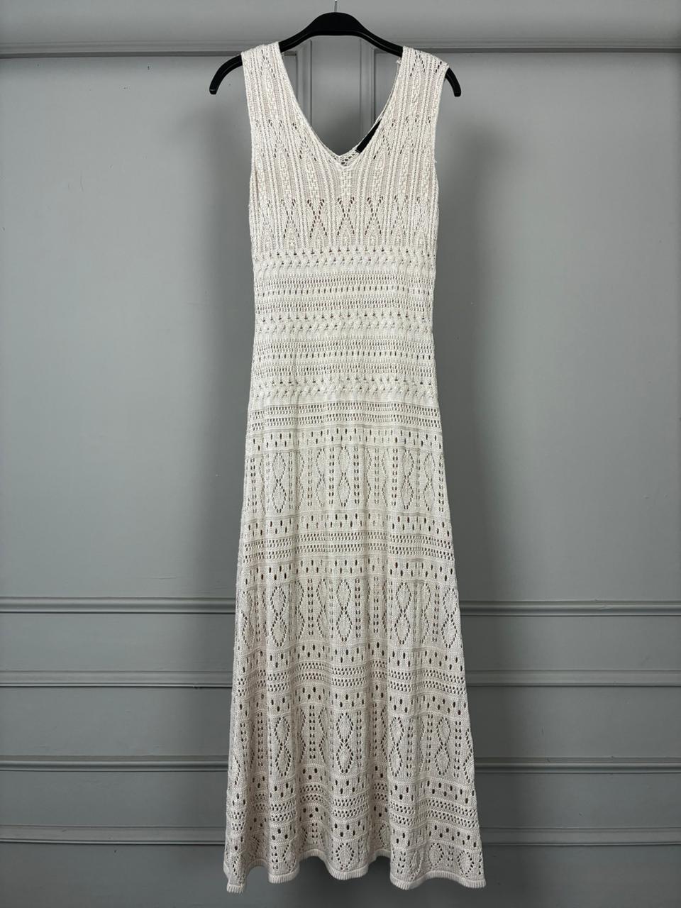 THE KNIT DRESS