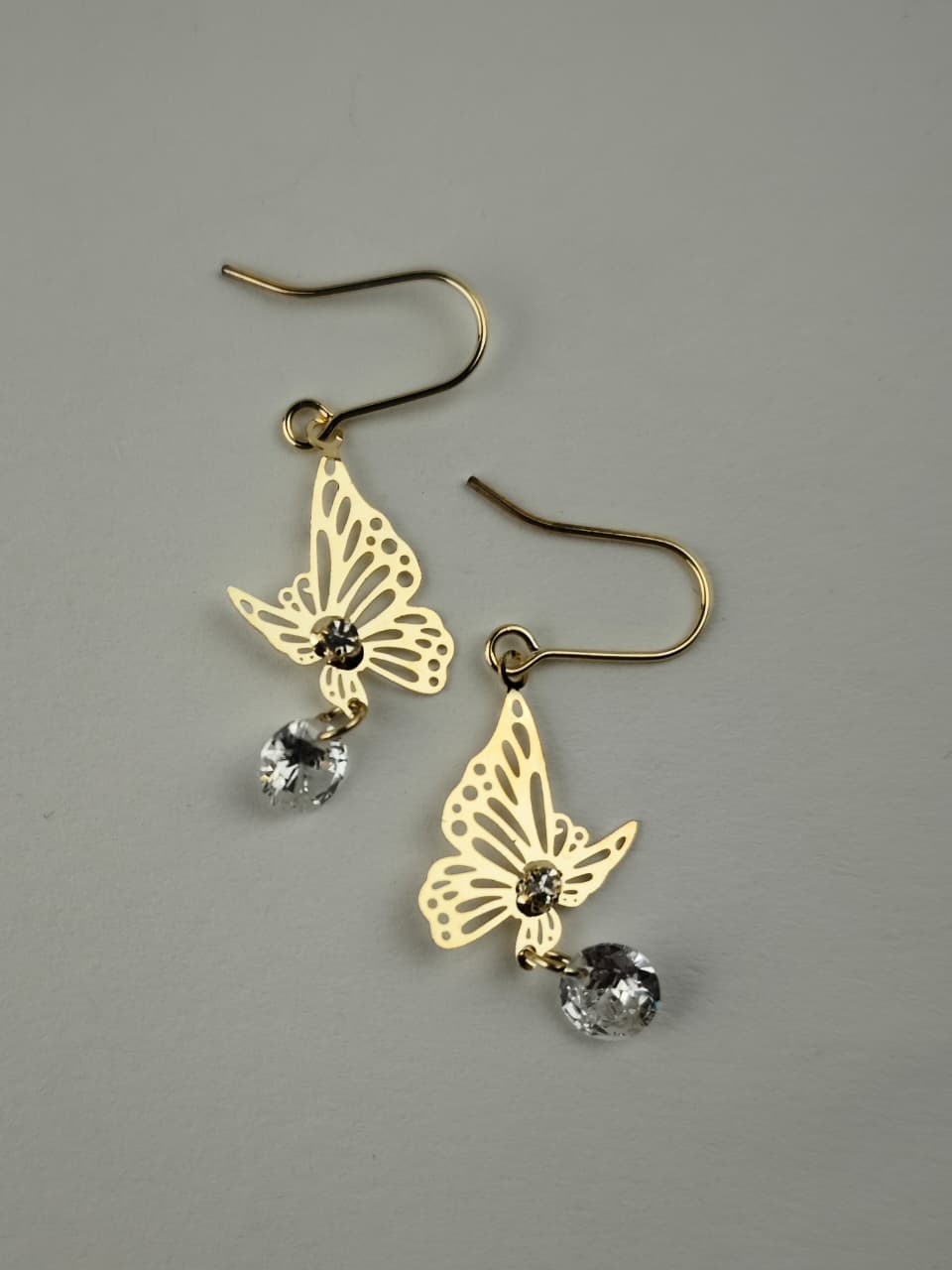 BUTTERFLY EAR