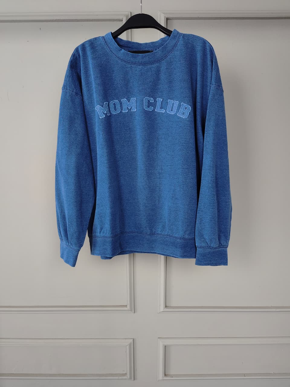 MOM CLUB