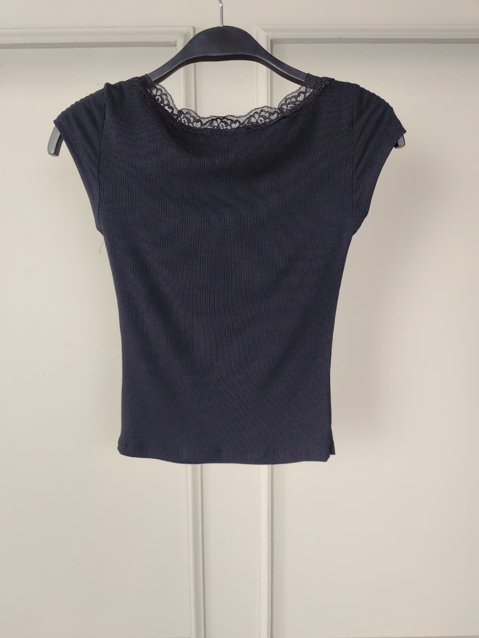 THE HENLEY