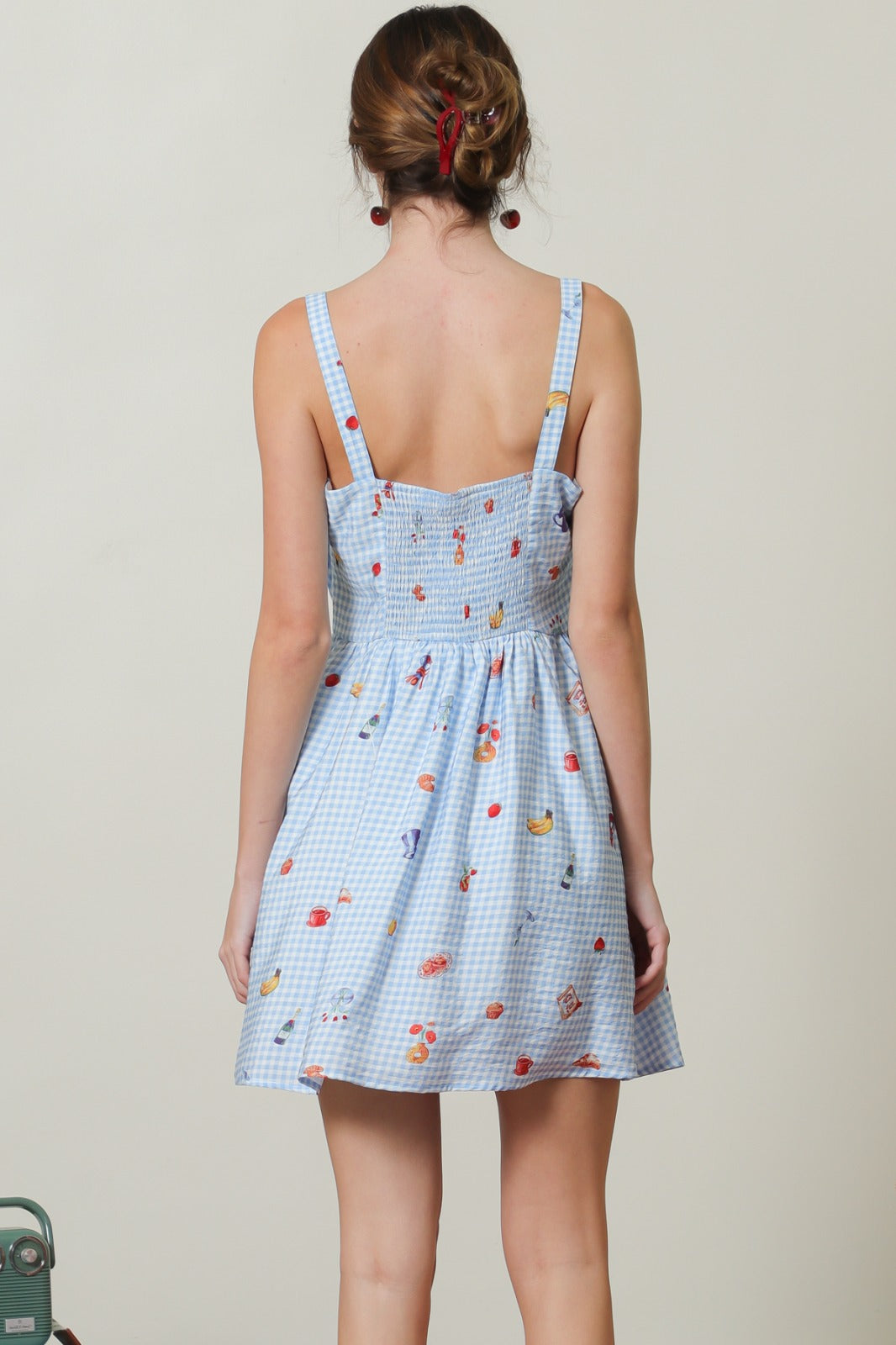 THE GINGHAM