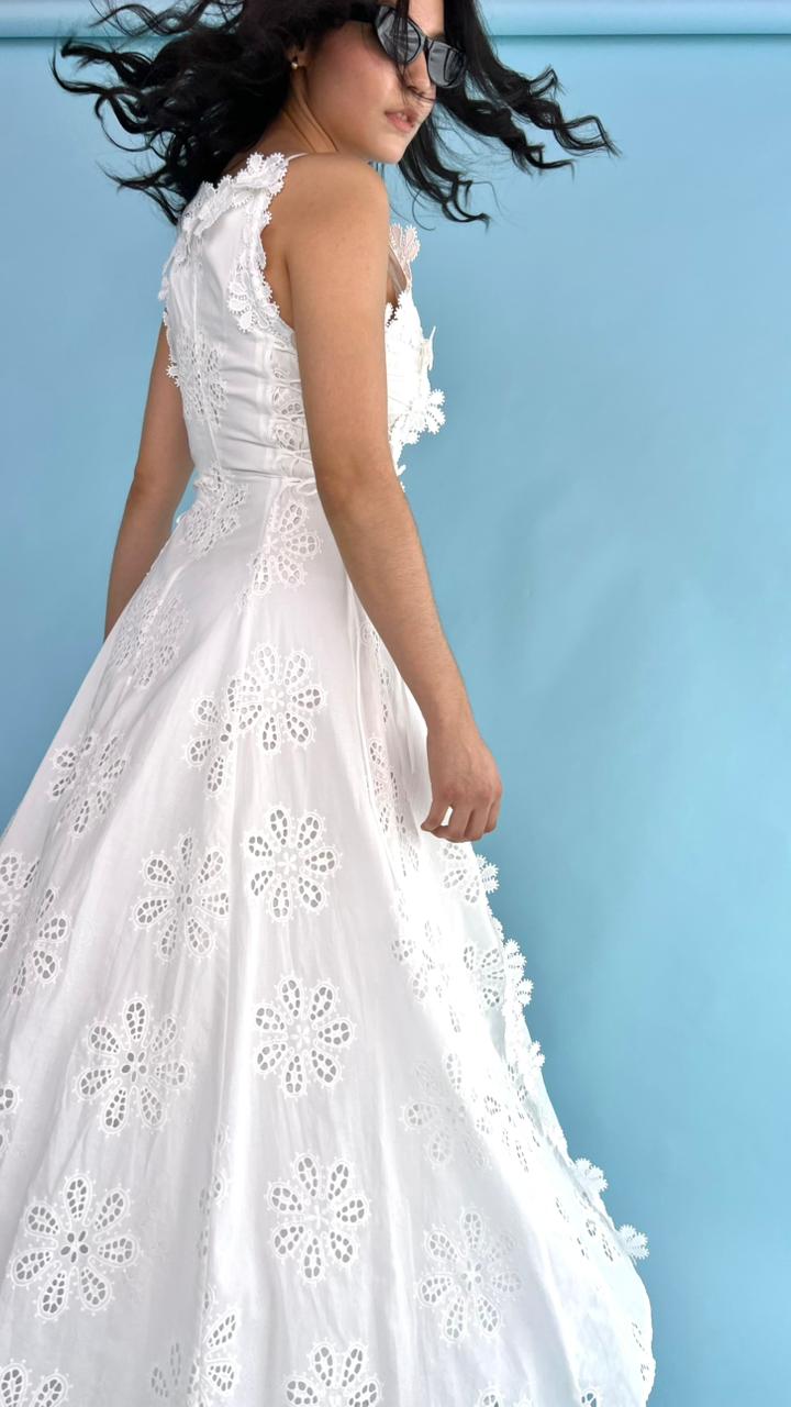 THE SPECIAL DRESS