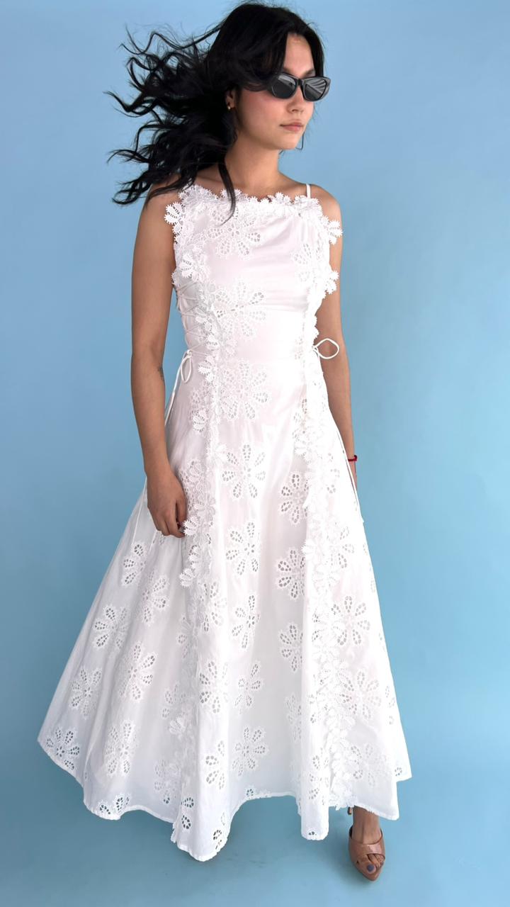 THE SPECIAL DRESS