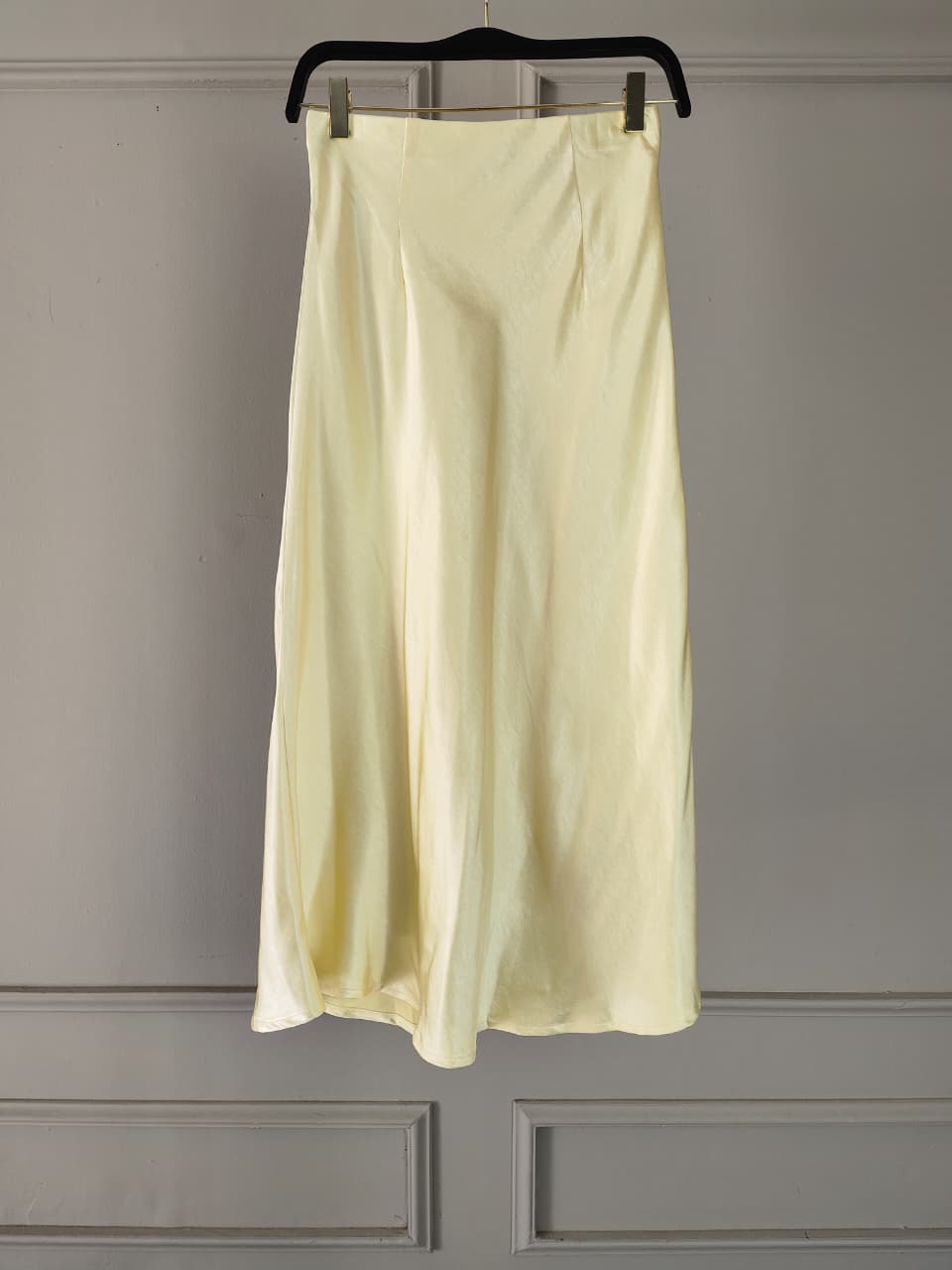 THE BUTTER SKIRT