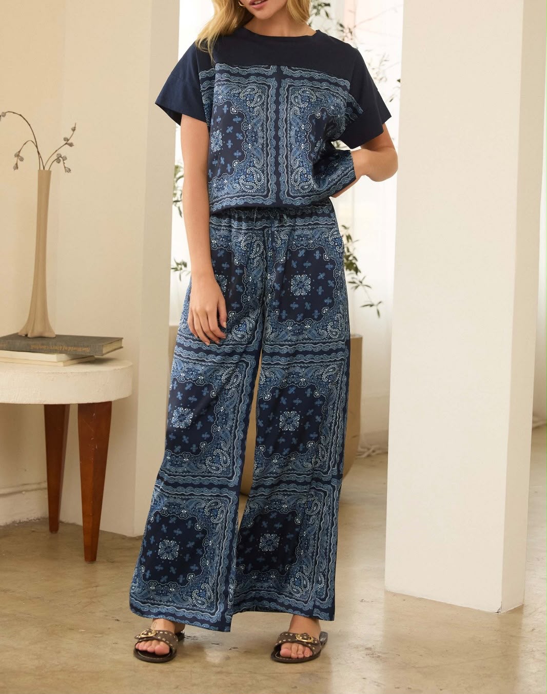 THE PAISLEY