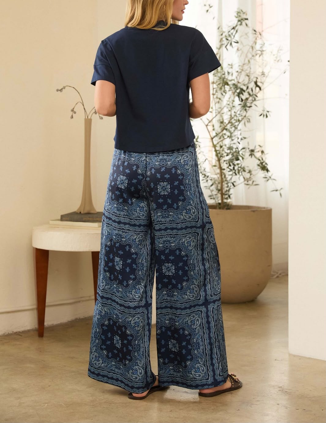 THE PAISLEY