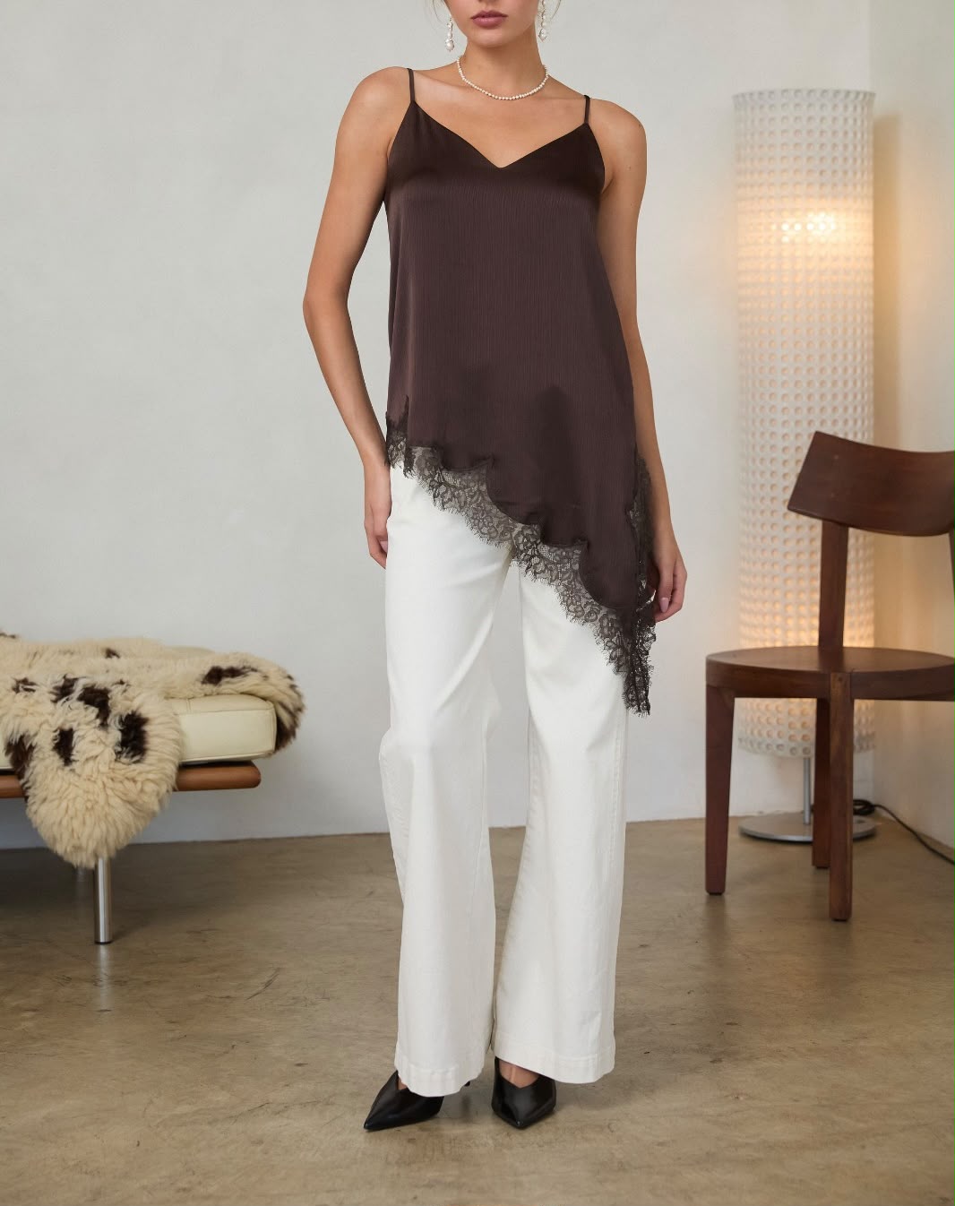 ASSYMETRICAL BROWN